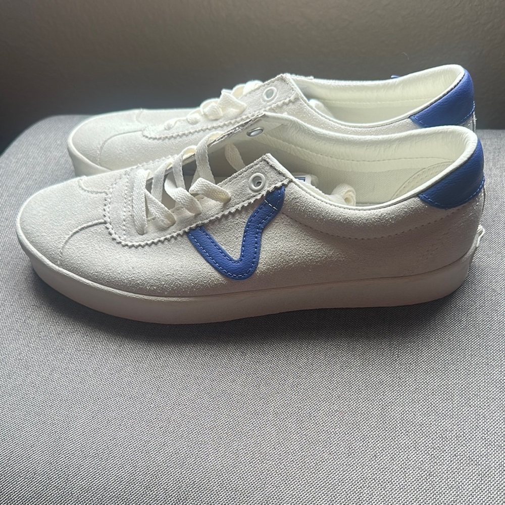 Vans Sport Low Suede White Sneakers with Blue Accents (Women’s 9.5)